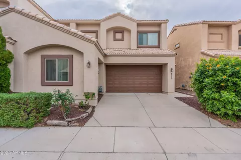 2711 E Schiliro Cir, Phoenix, AZ 85032