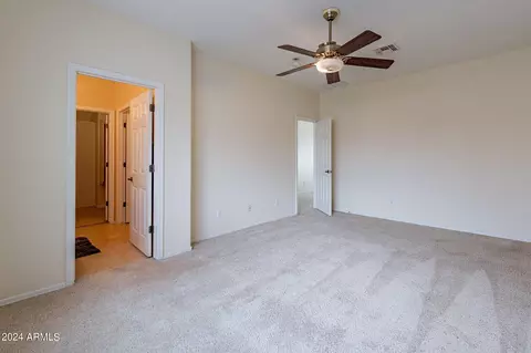 2711 E Schiliro Cir, Phoenix, AZ 85032 photo 19
