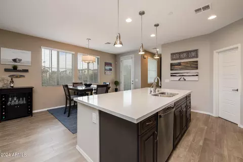 1640 E Lowell Ave, Gilbert, AZ 85295 photo 10
