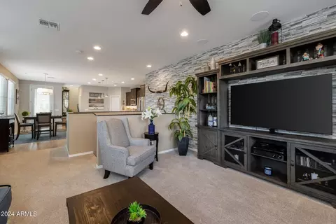 1640 E Lowell Ave, Gilbert, AZ 85295 photo 8