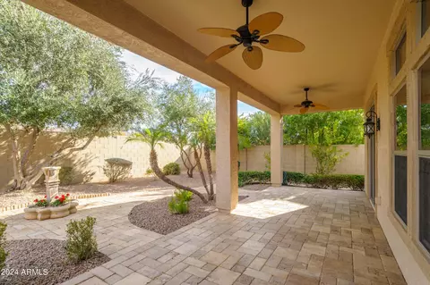 25699 N Sandstone Way, Surprise, AZ 85387
