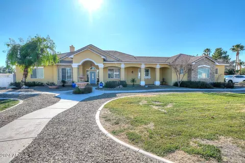 12315 E Teakwood Dr, Chandler, AZ 85249