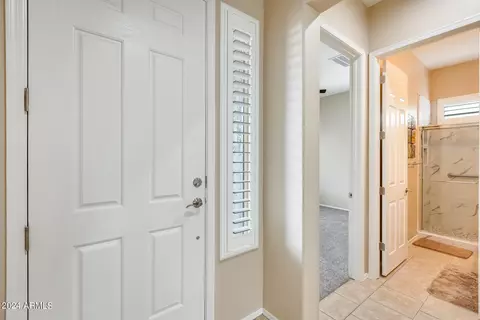 4153 E Sourwood Dr, Gilbert, AZ 85298 photo 9