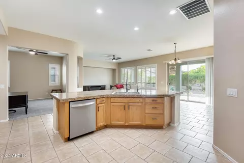 4153 E Sourwood Dr, Gilbert, AZ 85298 photo 18