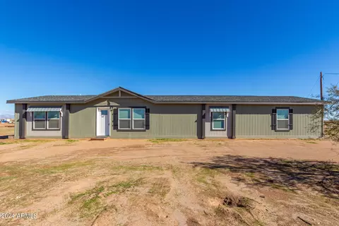 8708 E Bella Vista Rd, San Tan Valley, AZ 85143