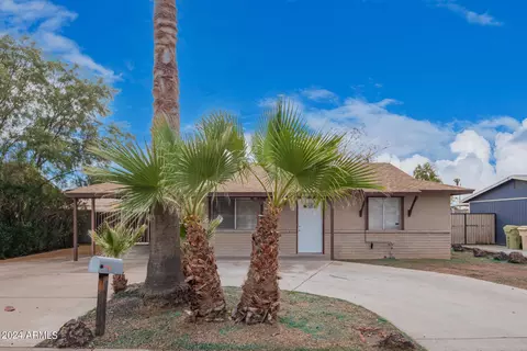 6735 W San Juan Ave, Glendale, AZ 85303