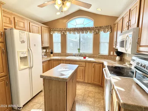 326 S Emerald Dr, Apache Junction, AZ 85120 photo 14
