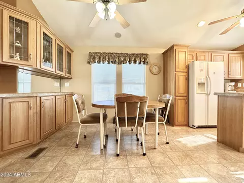 326 S Emerald Dr, Apache Junction, AZ 85120 photo 12