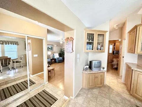 326 S Emerald Dr, Apache Junction, AZ 85120 photo 8