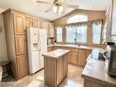 326 S Emerald Dr, Apache Junction, AZ 85120 photo 16