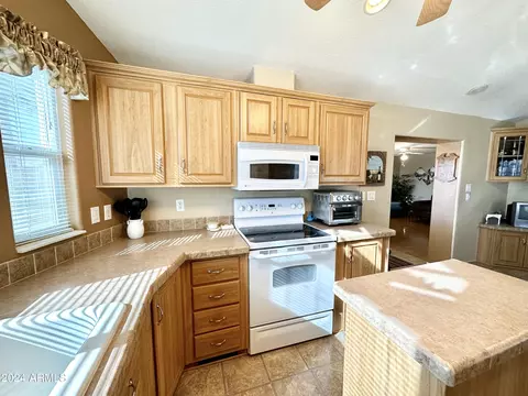 326 S Emerald Dr, Apache Junction, AZ 85120 photo 19