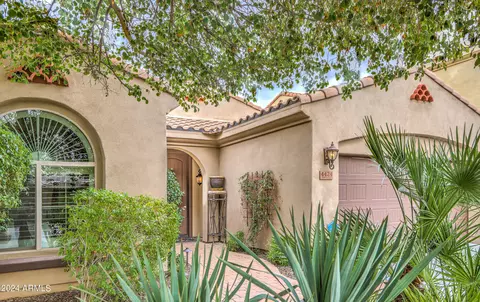 4424 E Muriel Dr, Phoenix, AZ 85032 photo 2