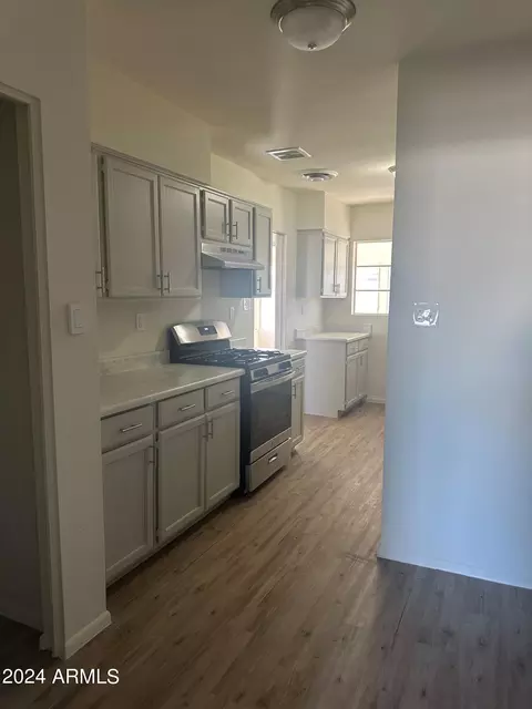 3231 E Monte Vista Rd, Phoenix, AZ 85008 photo 4