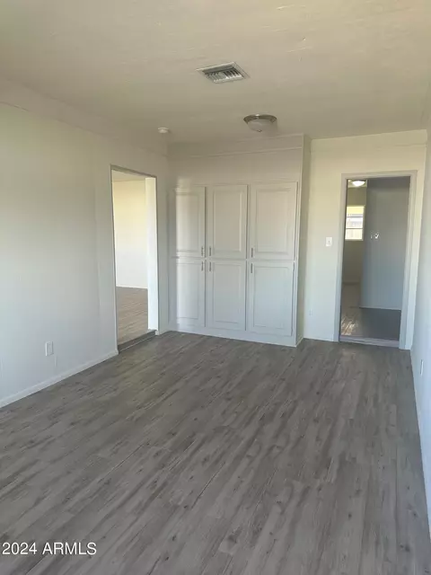 3231 E Monte Vista Rd, Phoenix, AZ 85008 photo 3
