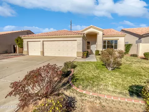 11118 W Dana Ln, Avondale, AZ 85392