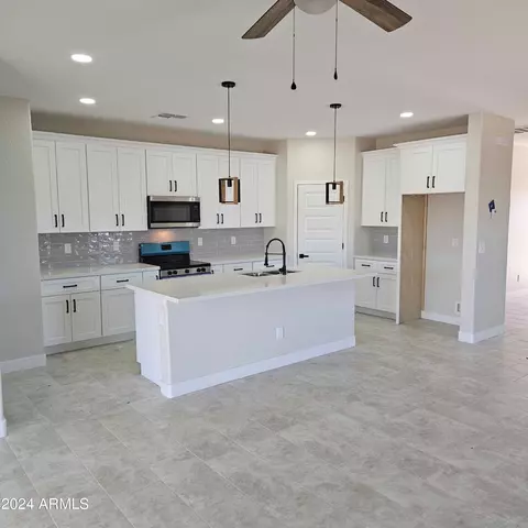 21606 W Myers St, Wittmann, AZ 85361