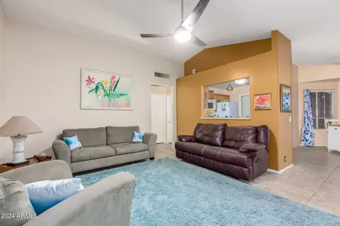 3002 E Topeka Dr, Phoenix, AZ 85050 photo 7