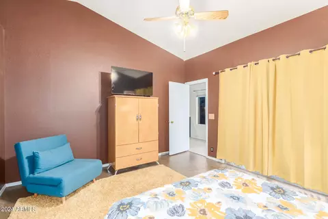 3002 E Topeka Dr, Phoenix, AZ 85050 photo 12