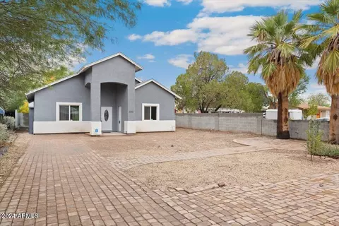 2233 E Sheridan St, Phoenix, AZ 85006
