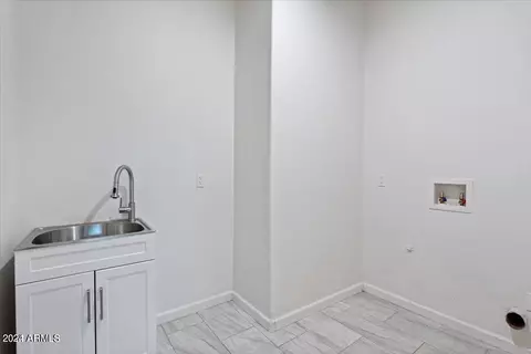 2233 E Sheridan St, Phoenix, AZ 85006 photo 13