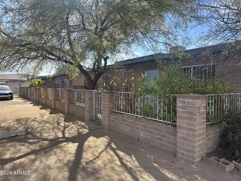 2044 E 18th St #1, Tucson, AZ 85719