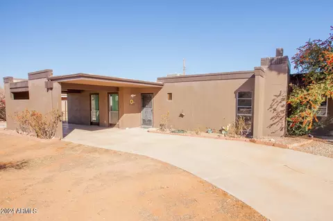 310 N Flynn Jans Ct, Pearce, AZ 85625