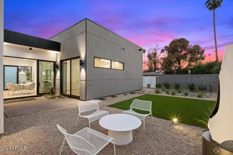 Exterior - 3530 E Monterosa St, Phoenix, AZ 85018 photo 6 of 10