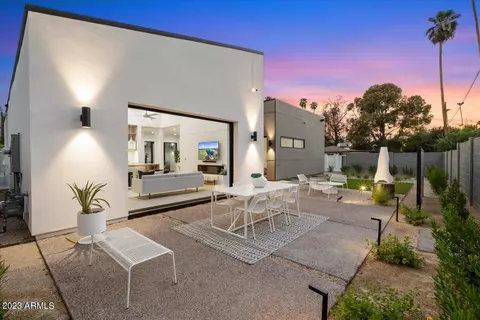 Exterior - 3530 E Monterosa St, Phoenix, AZ 85018 photo 9 of 10