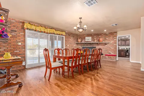 329 E Thunderbird Trl, Phoenix, AZ 85042 photo 16