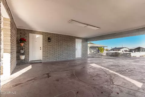 329 E Thunderbird Trl, Phoenix, AZ 85042 photo 8
