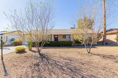 5734 N 19th Dr, Phoenix, AZ 85015