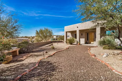 48016 N 16th Ln, New River, AZ 85087