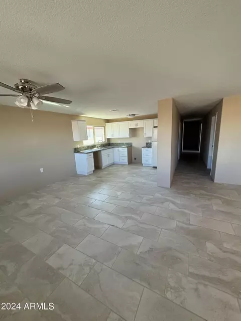 935 W Grace Ave, Pirtleville, AZ 85626 photo 3