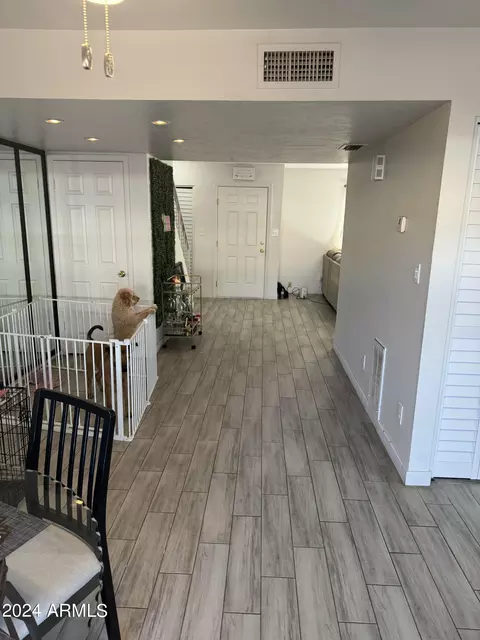 3309 W Echo Ln, Phoenix, AZ 85051 photo 8