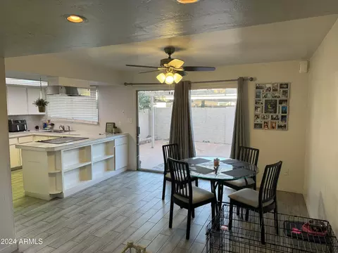 3309 W Echo Ln, Phoenix, AZ 85051 photo 7