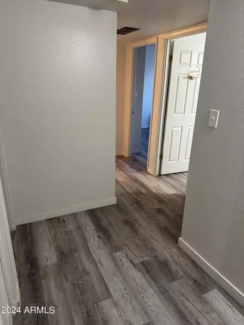 3309 W Echo Ln, Phoenix, AZ 85051 photo 13