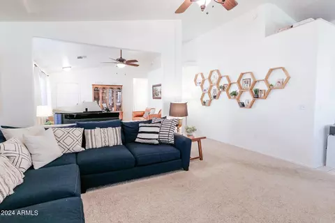2054 E Catclaw St, Gilbert, AZ 85296 photo 6