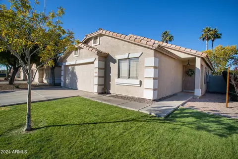 2054 E Catclaw St, Gilbert, AZ 85296 photo 3