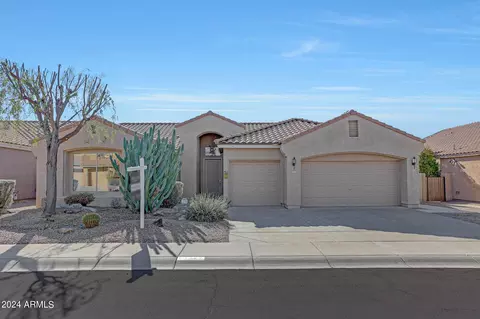 4327 E Sands Dr, Phoenix, AZ 85050 photo 1