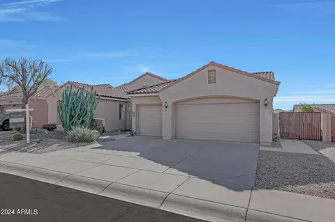 4327 E Sands Dr, Phoenix, AZ 85050 photo 5
