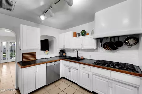 1929 E Clarendon Ave, Phoenix, AZ 85016 photo 24