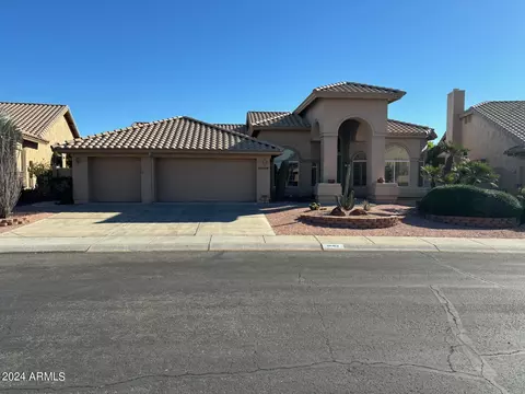 19413 N 86th Dr, Peoria, AZ 85382