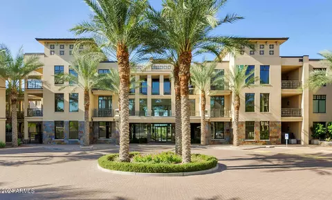 8 Biltmore Est #223, Phoenix, AZ 85016