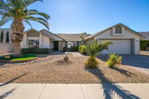 13511 W Sky Hawk Dr, Sun City West, AZ 85375