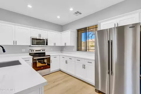 3551 E Calistoga Dr, Gilbert, AZ 85297 photo 11