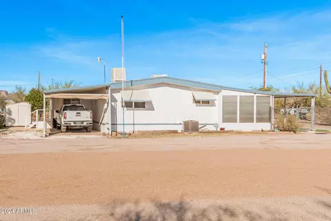 1368 N Plaza Dr, Apache Junction, AZ 85120 photo 3