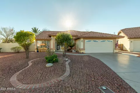 11043 W Yukon Dr, Sun City, AZ 85373