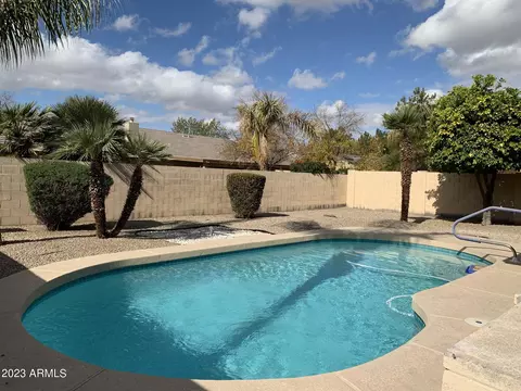 688 N Bridlegate Dr, Gilbert, AZ 85234 photo 2