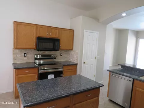688 N Bridlegate Dr, Gilbert, AZ 85234 photo 8