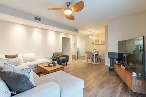 11260 N 92nd St #1113, Scottsdale, AZ 85260